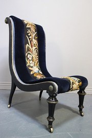 Elegant  Curvy Antique Side Ch