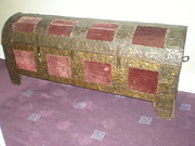 ANTIQUE FURNITURE SPANISH ANTIQUE CARVED SERVER BAR CABINET!