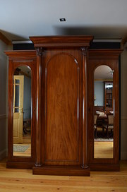 William IV Wardrobe