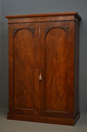 William IV Wardrobe