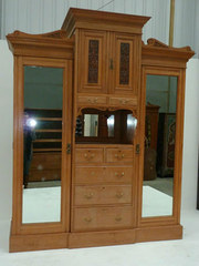 Satinwood Compactum Triple War