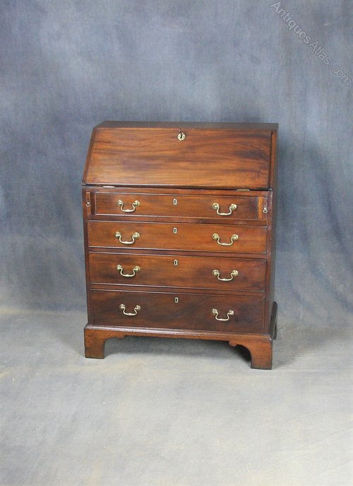 Georgian Mahogany Bureau