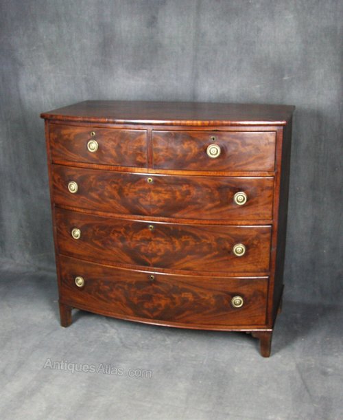 Victorian Mahogany Bow Front Chest of Drawers