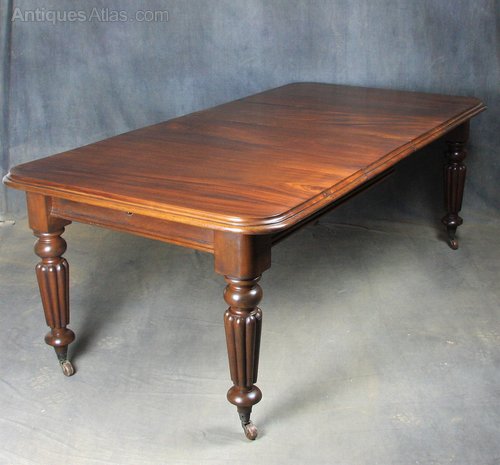 Victorian Mahogany Dining Table