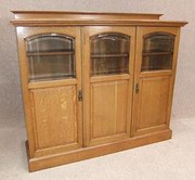 Arts and crafts oak bookcase