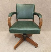 Oak swivel chair