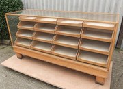 Retro shop counter in Oak