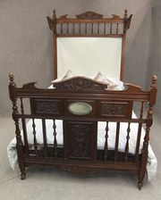 Victorian half tester double b