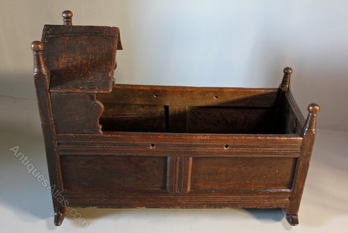 17th Century Oak Baby's Cradle