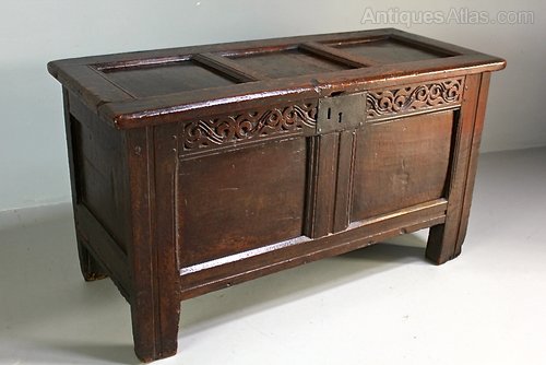 17th Century Oak Coffer. U582