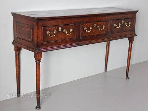 18th Century Small Oak Dresser. U610