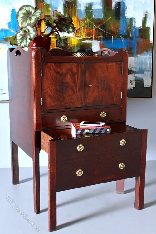 18th Century Tray Top Commode. U491