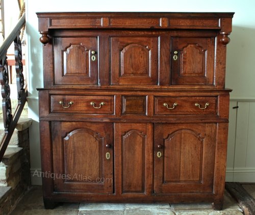Early 18th Century Oak Court Cupboard. U579