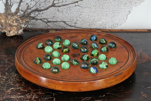 Victorian Solitaire Board Game. U507
