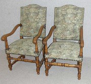 1940s well covered pr walnut c