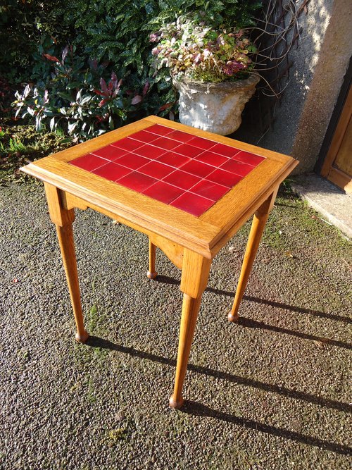 Arts & Crafts oak tiled top table