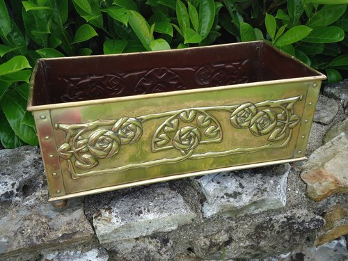 Arts & Crafts Scottish School Planter