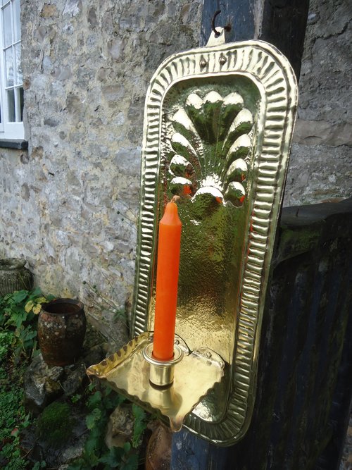 Arts & Crafts brass sconce