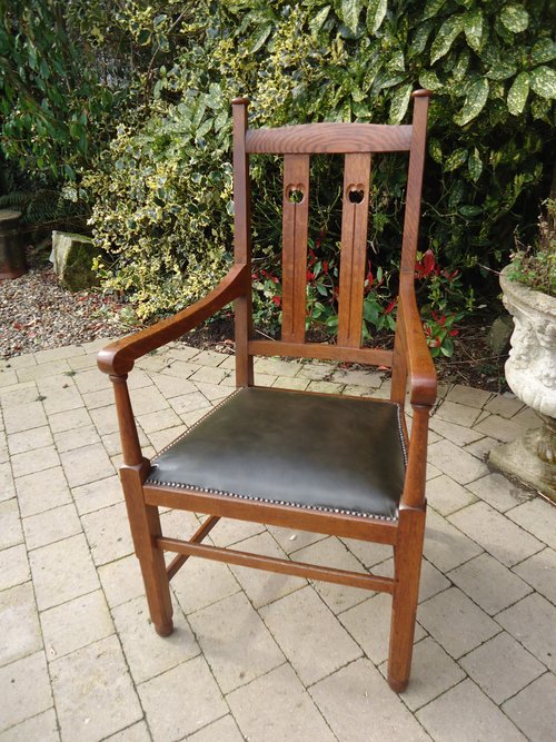 Arts & Crafts oak armchair - Wylie & Lochhead