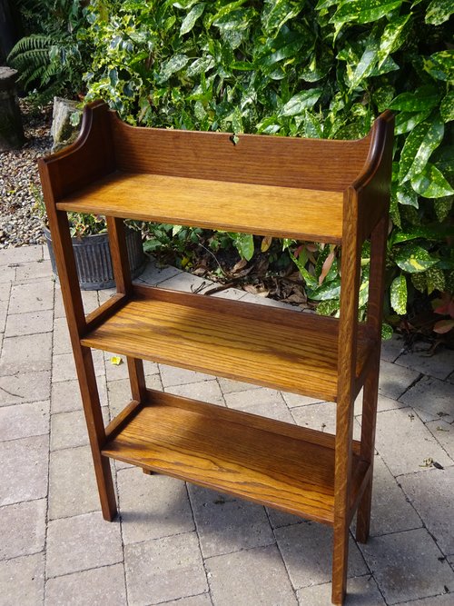 Arts & Crafts oak bookshelves - Heals