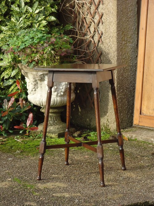 Arts & Crafts oak lamp table for Liberty