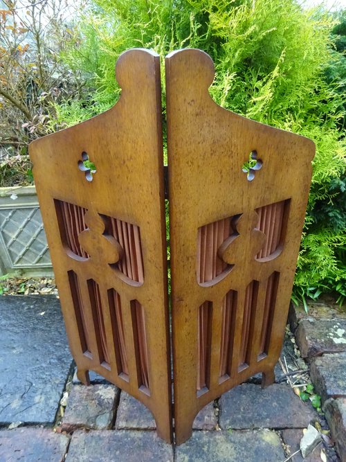 Arts & Crafts oak screen - Liberty