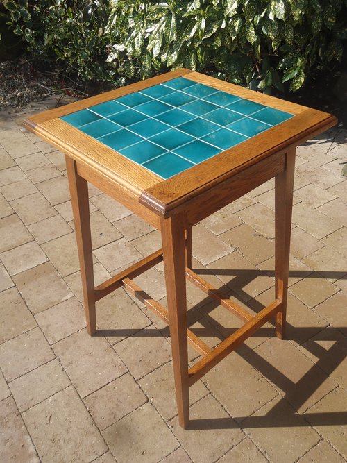 Arts & Crafts tiled top oak table