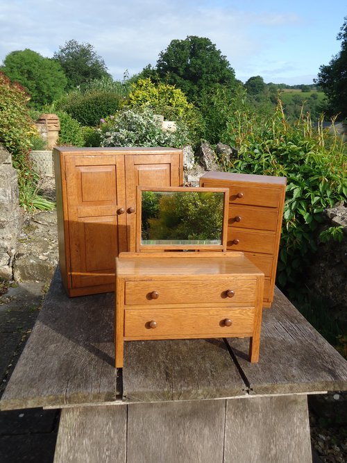 Cotswold school dolls Bedroom Suite