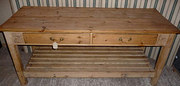 Pine Drapers Table