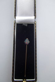 antique jewellery 14ct gold and opal stick pin 14ct gold and opal stick pin