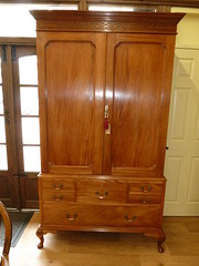 Edwardian Mahogany Warborbe Ta