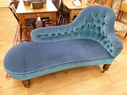 Victorian Chaise Lounge in Pea