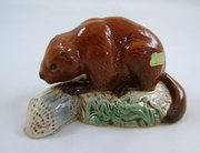 antique ceramics beswick beaver on log facing l Beswick Beaver on Log Facing L