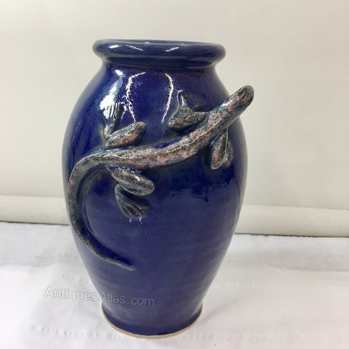 Art Studio Pottery Lizard Chameleon Vase