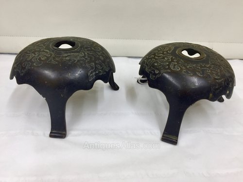 Pr Oriental Bronze Incense Stands
