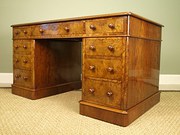 Superb Victorian Figured Walnu