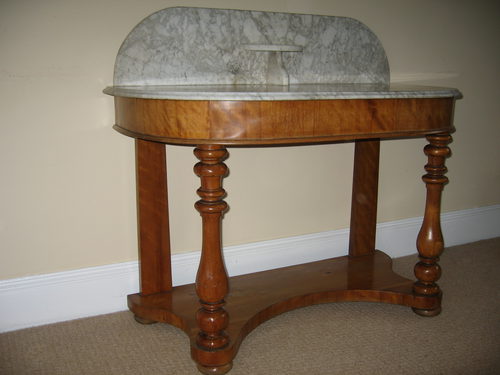 Antique Victorian Walnut & Marble Wash Stand Victorian Walnut & Marble Wash Stand