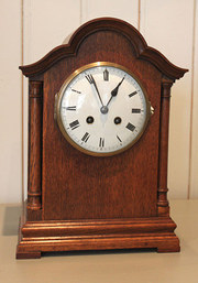 antique clocks & timepieces edwardian oak mantel clock 190 Edwardian Oak Mantel Clock 190