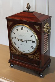 antique clocks & timepieces regency chamfer top bracket cl Regency Chamfer Top Bracket Cl