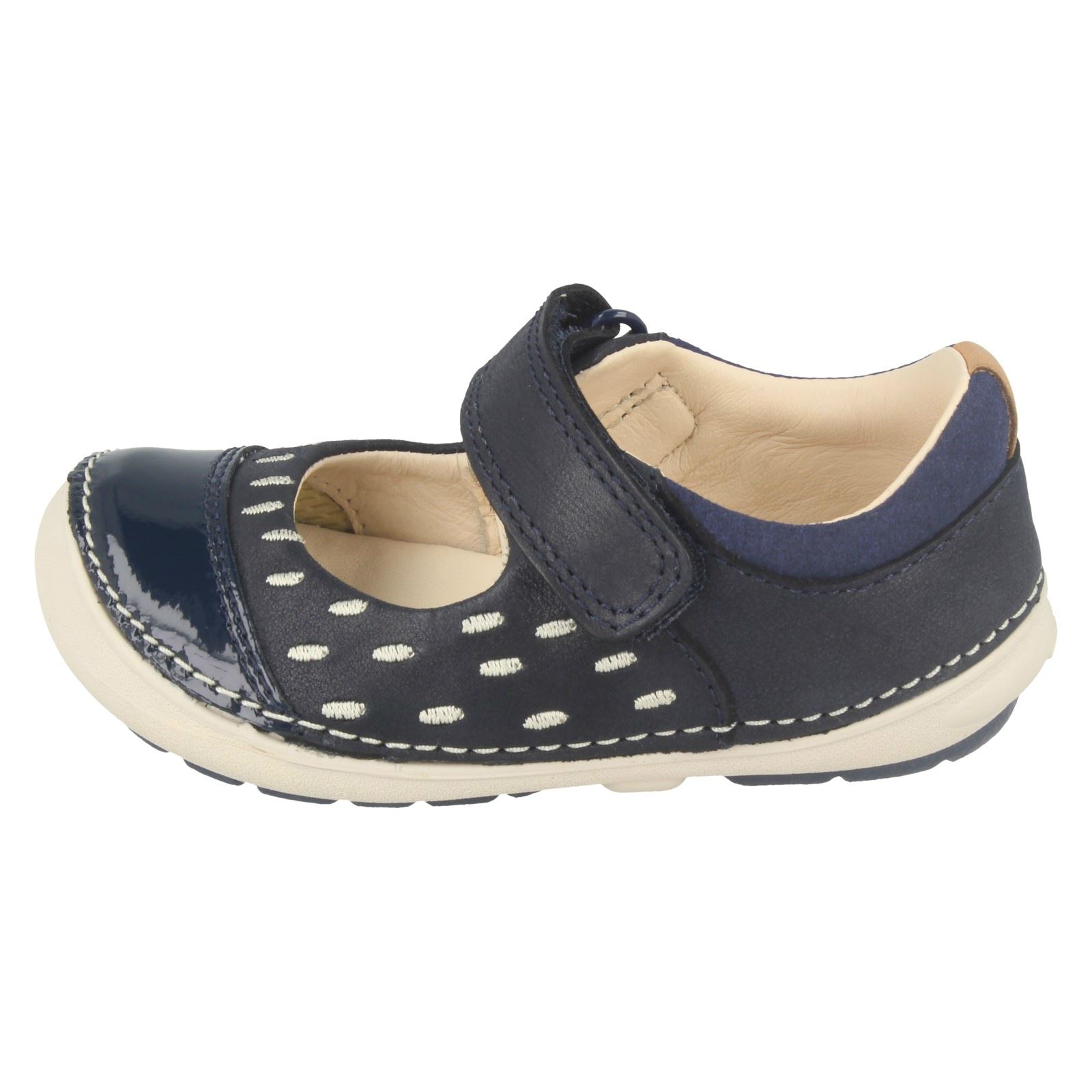 Girls Clarks First Shoes Casual Flats *Softly Lou*
