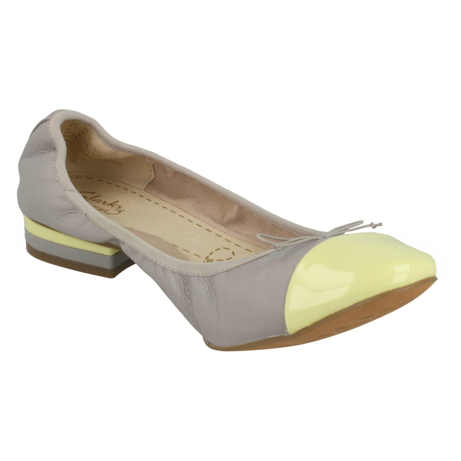 Ladies Clarks Casual Slip On Heeled Leather /& Synthetic Shoes Ditsy Dress