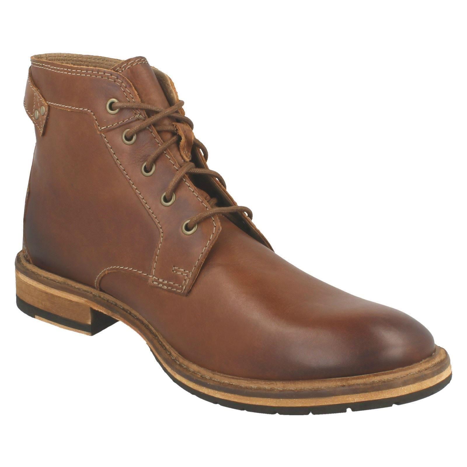 mens clarks ankle boots