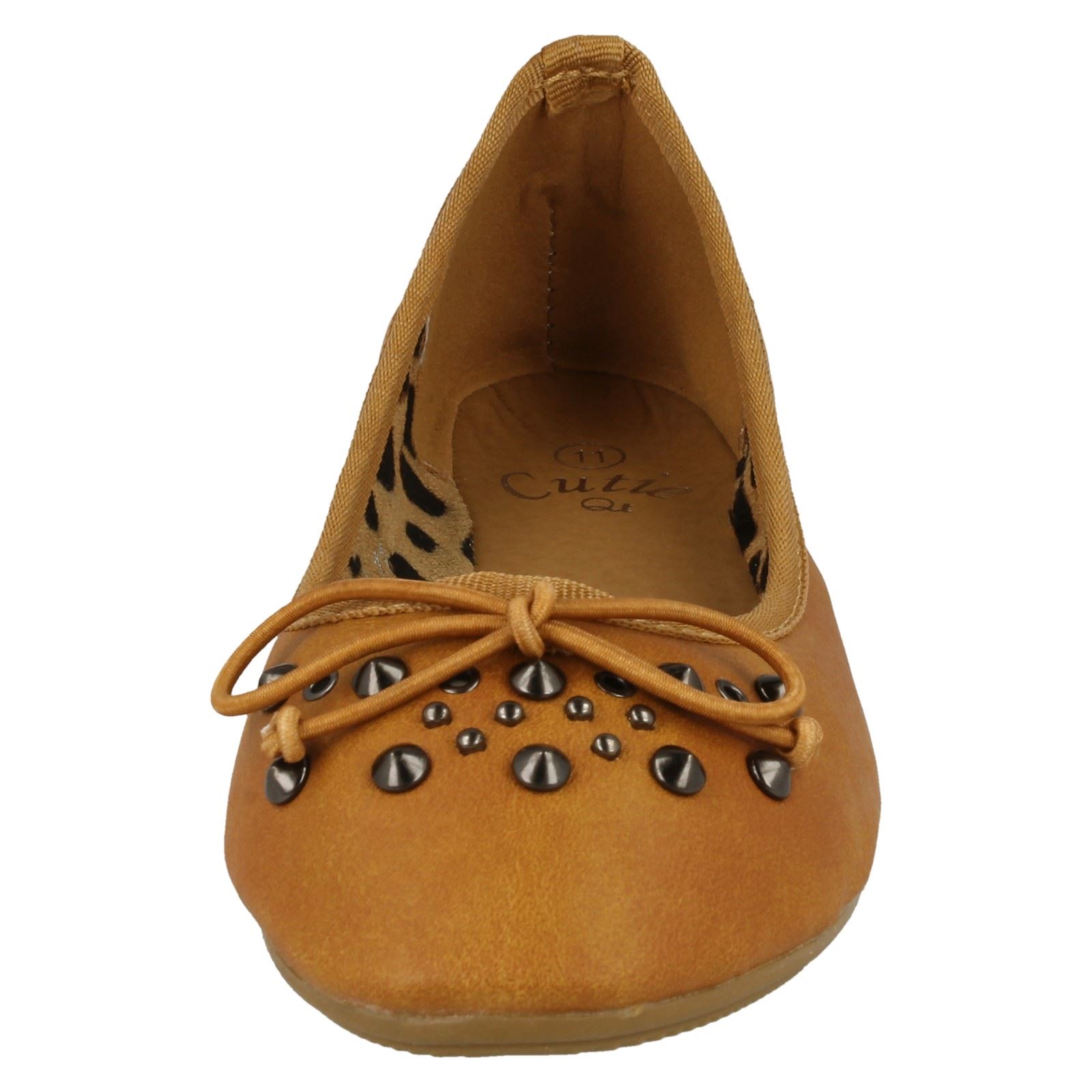 Girls Cutie Flat Ballerina Shoe With A Bow Detail Girls Cutie Flat Ballerina Shoe With A Bow Detail