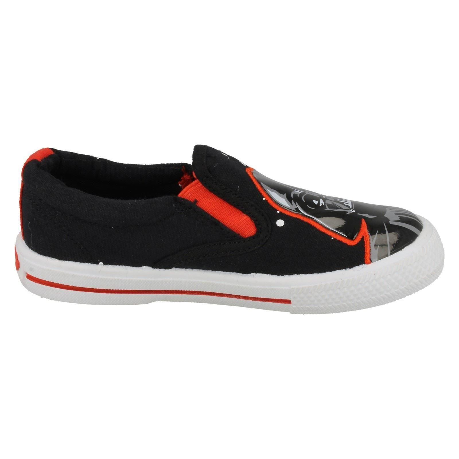 Boys Star Wars /'Earl/' Slip On Canvas Shoe
