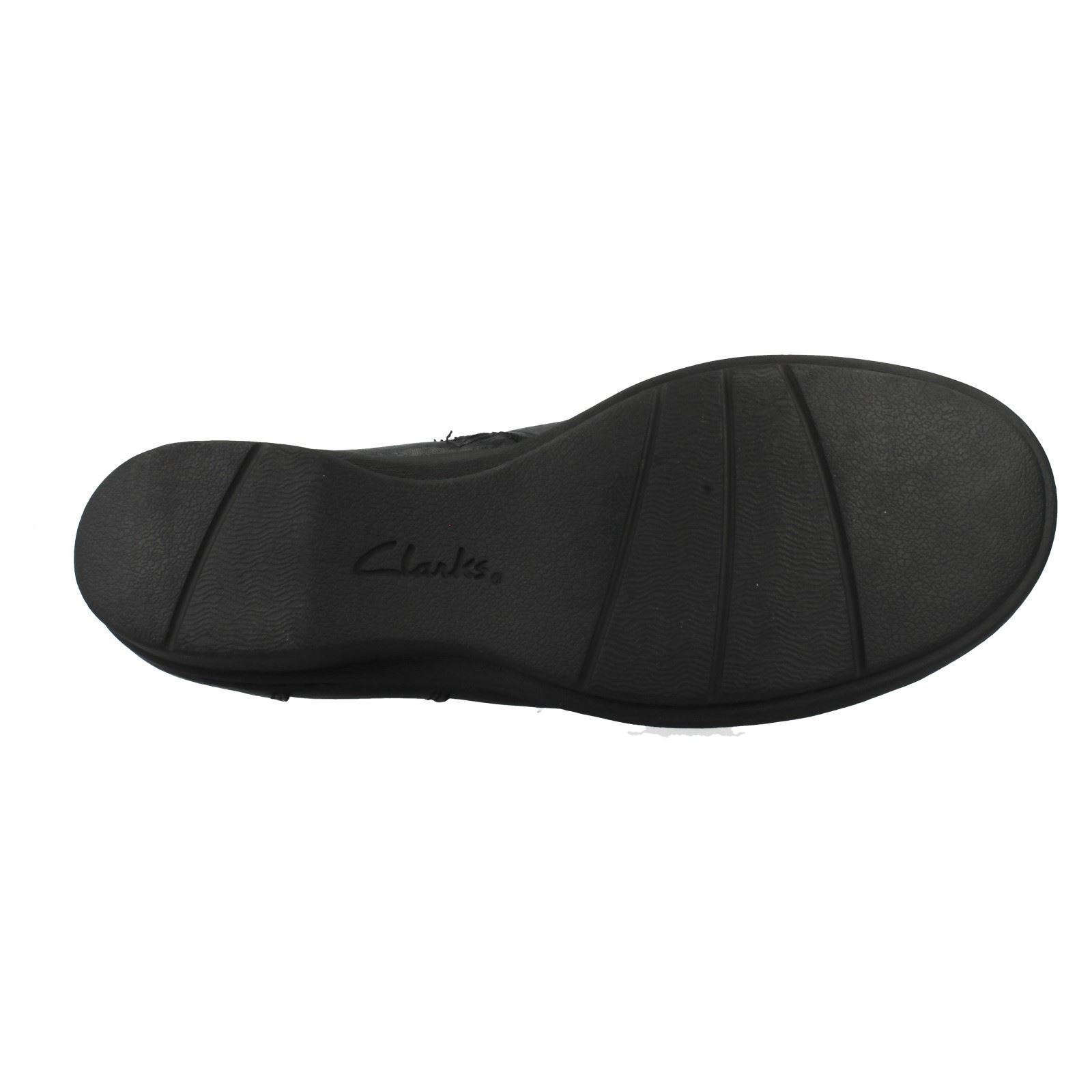 Ladies Clarks Ankle Boots *Money Whistle*