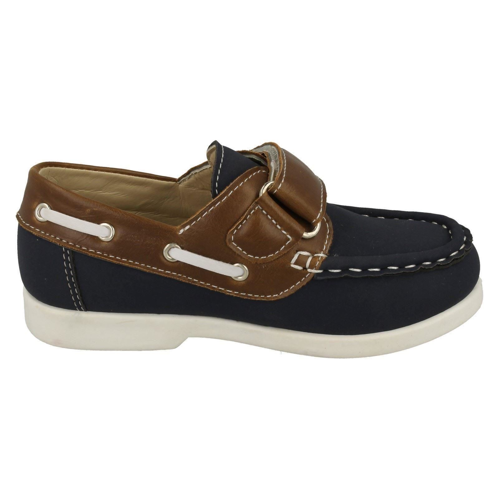 Boys JCDees Loafer Style /'Shoes/'