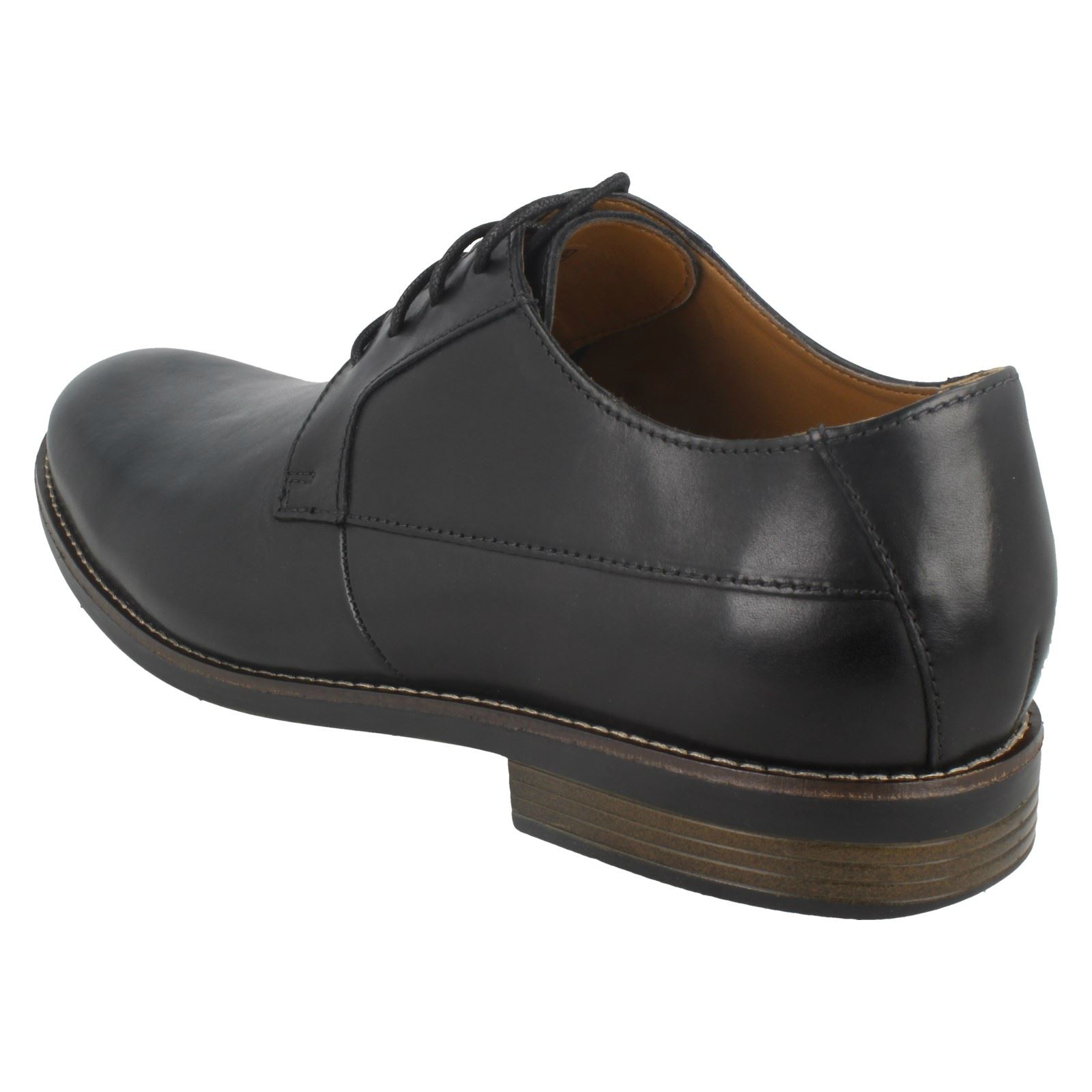 Mens Clarks Smart Stitch Detail Lace Up Leather Shoes Becken Plain
