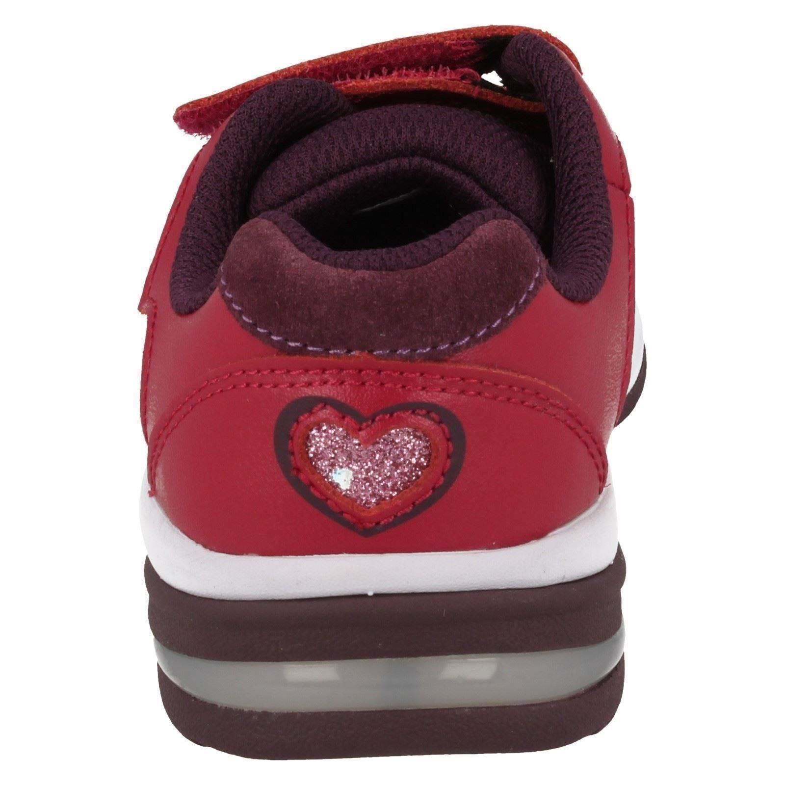 Filles Clarks Décontracté Velcro En Cuir Baskets Avec Lumières Piper Chat
