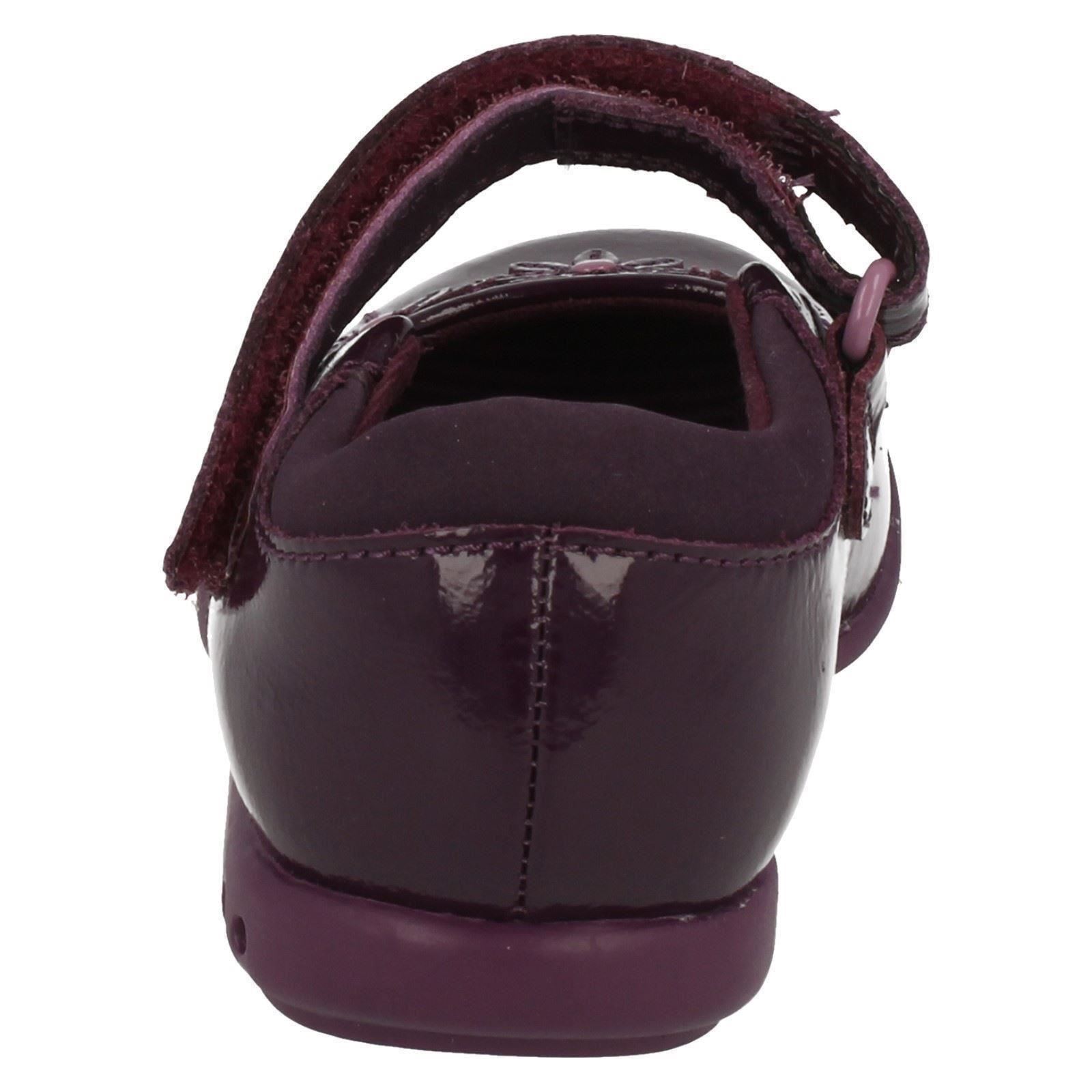 Trixi Beth Clarks Girls Smart Casual Shoes with Lights