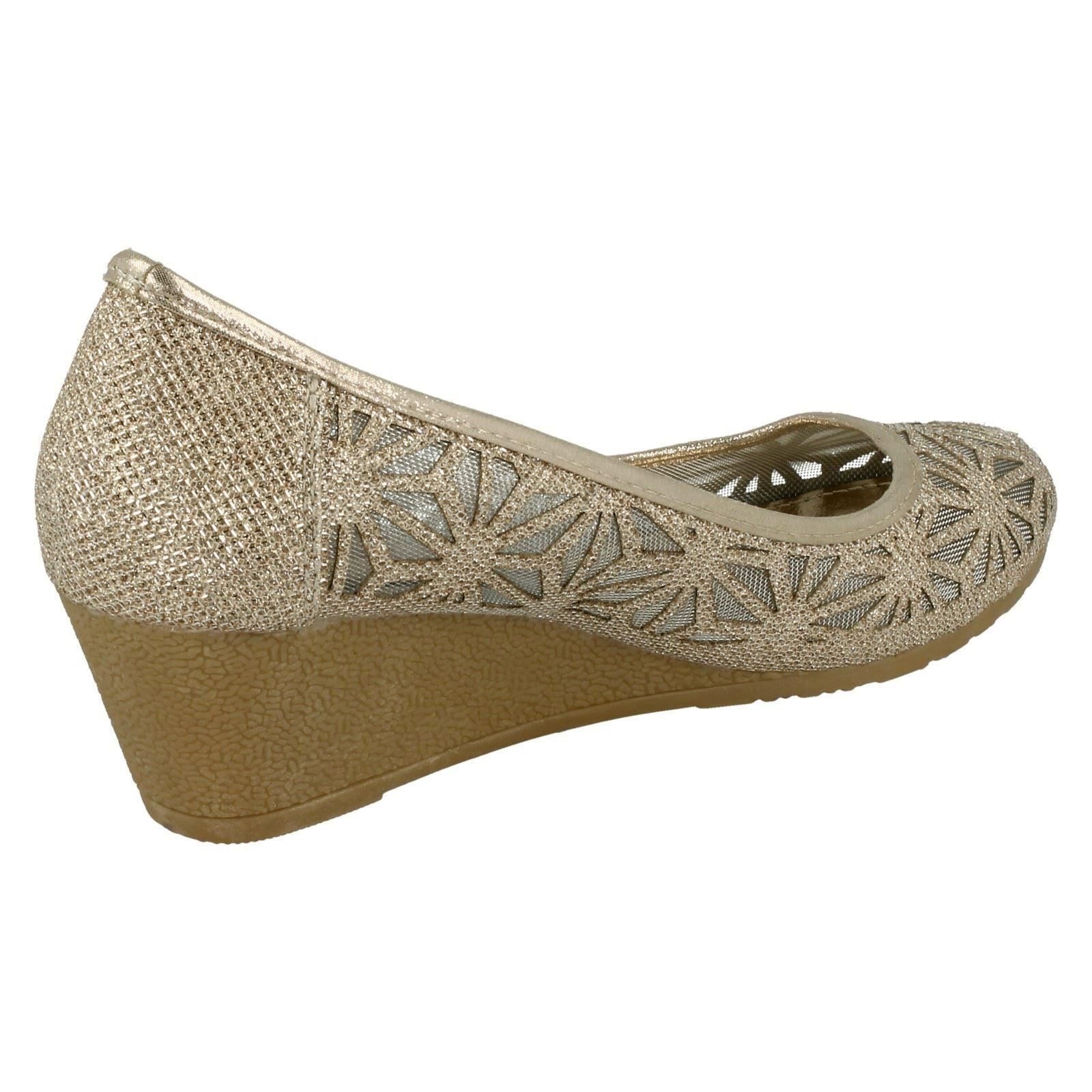 Ladies Spot On Meshed *Wedge Shoes*